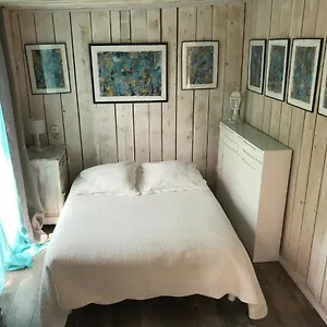  Hébergement de vacances Chalet Dans Résidence Privée